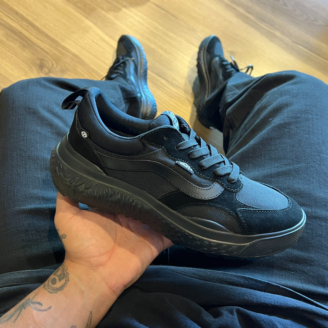 06 tenis vans ultrarange neo vr3 black black