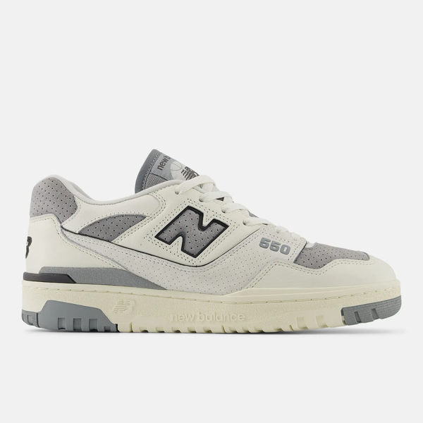 06-tenis-new-balance-550-off-
